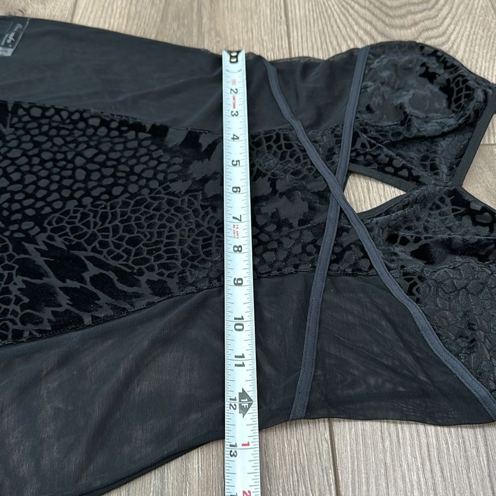 Cassandra Intimates Black Velvet And‎ Sheer Slip Size Small - Picture 10 of 11